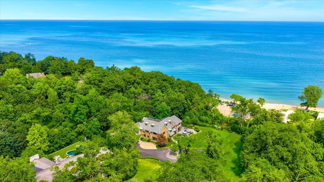 117 Belle Avenue, Highland Park, IL 60035