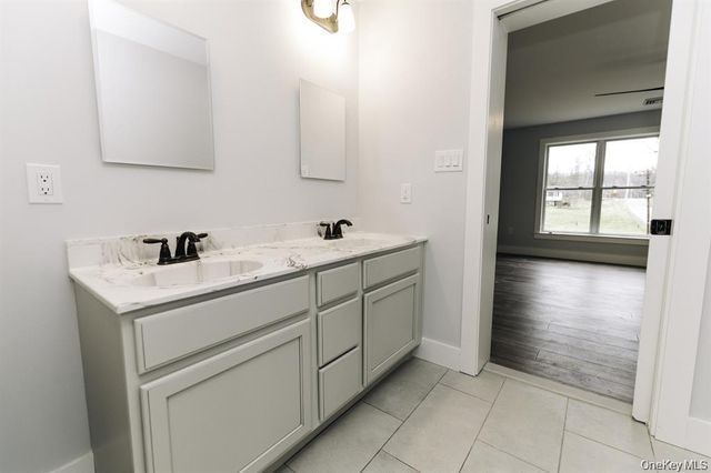 42 Sands Avenue, Milton, NY 12547