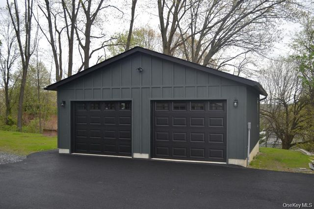 42 Sands Avenue, Milton, NY 12547