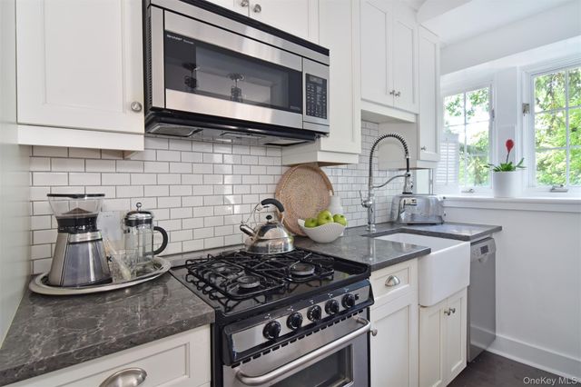 11 Beechtree Lane 1A, Bronxville, NY 10708