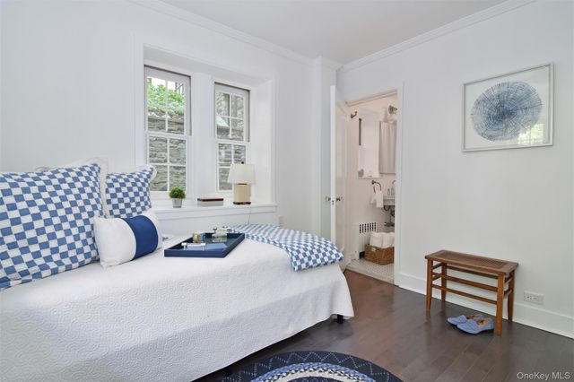 11 Beechtree Lane 1A, Bronxville, NY 10708