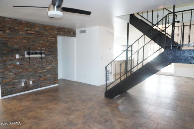 6837 E OSBORN Road F, Scottsdale, AZ 85251