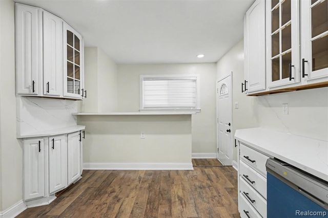 8968 Beatrice Street, Livonia, MI 48150