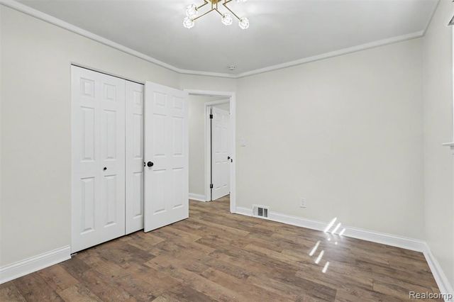8968 Beatrice Street, Livonia, MI 48150