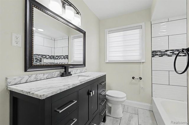 8968 Beatrice Street, Livonia, MI 48150