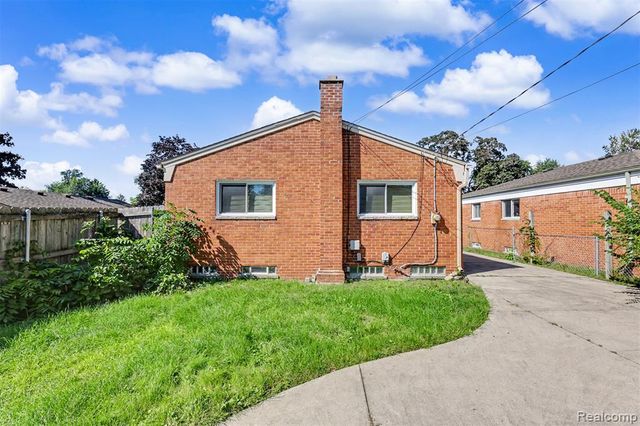 8968 Beatrice Street, Livonia, MI 48150
