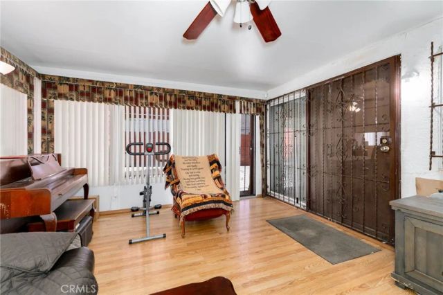 472 S Sherer, Compton, CA 90220