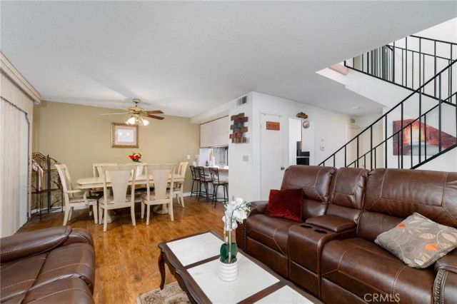472 S Sherer, Compton, CA 90220