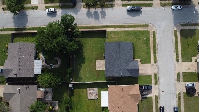 6900 Sandstone Court, Fort Worth, TX 76120