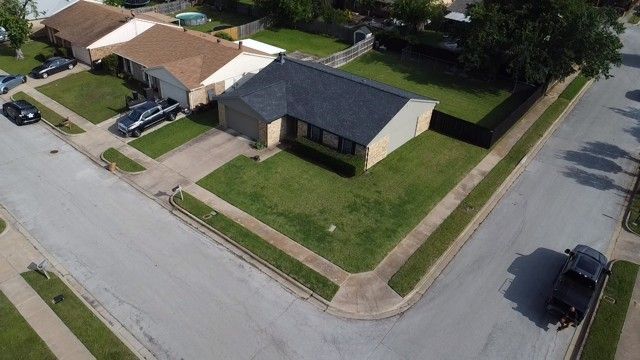 6900 Sandstone Court, Fort Worth, TX 76120