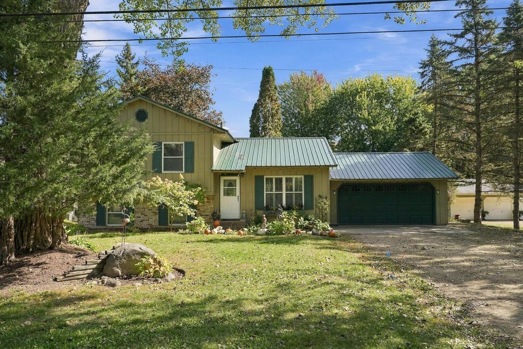 5474 Portland Avenue, White Bear Lake, MN 55110 — photo 2