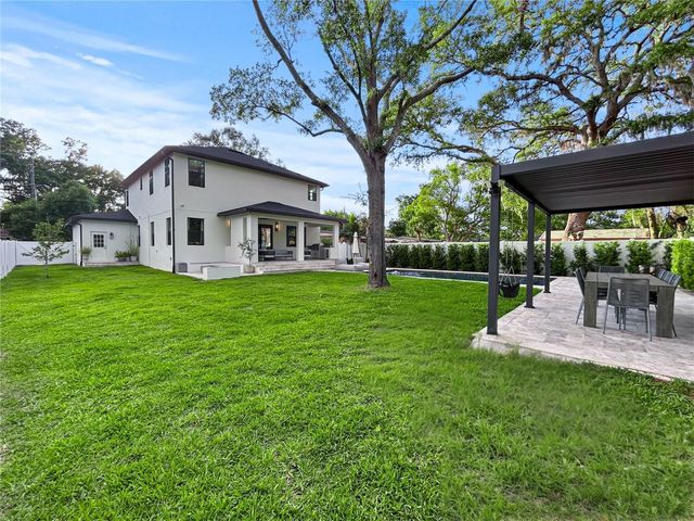 12207 MARJORY AVENUE, Tampa, FL 33612