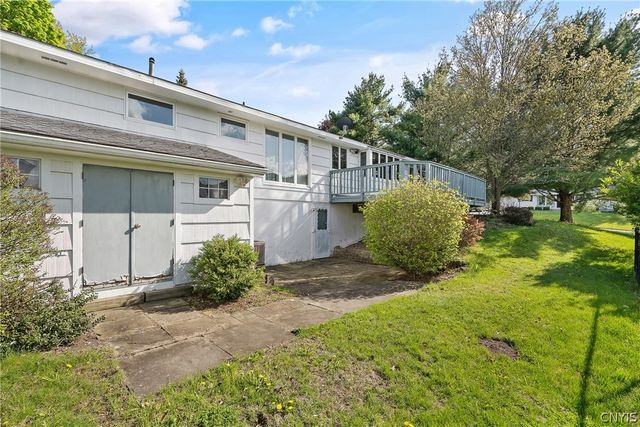 112 Calumet Drive, Geddes, NY 13219
