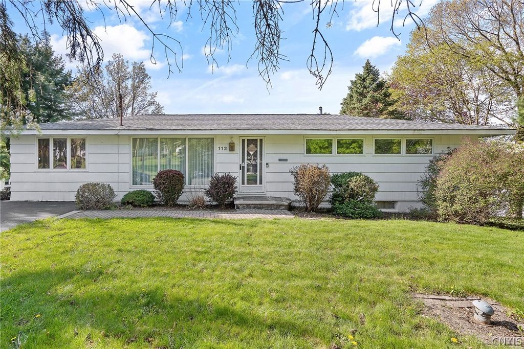 112 Calumet Drive, Geddes, NY 13219