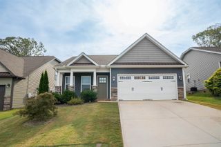 340 Greymark Lane, Boiling Springs, SC 29316