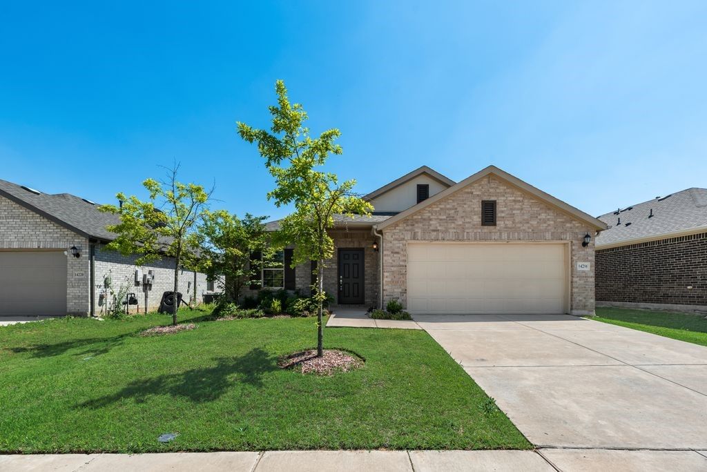 14216 Aberavon Drive, Pilot Point, TX 76258