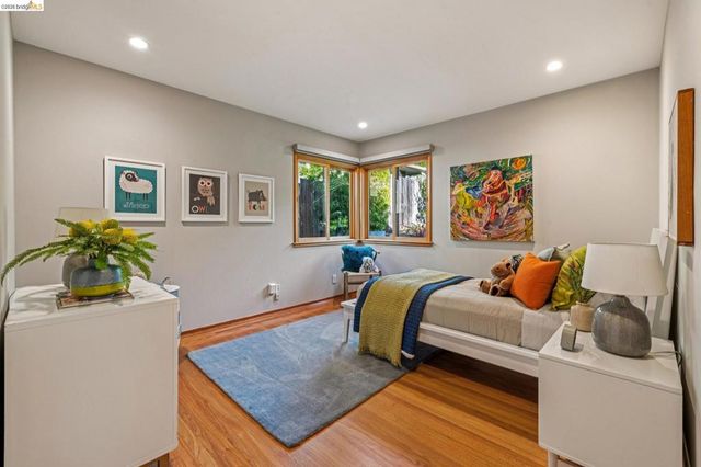 105 105 Arlington Ave, Kensington, CA 94707