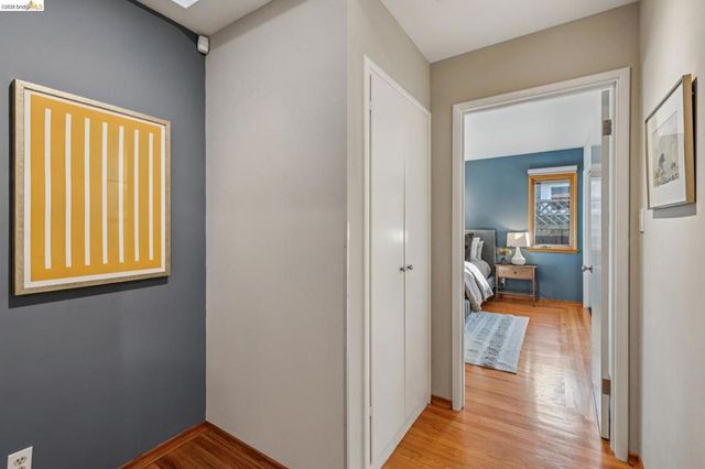 105 105 Arlington Ave, Kensington, CA 94707