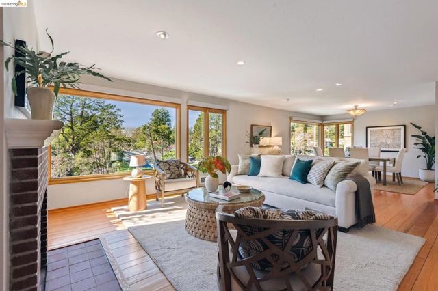 105 105 Arlington Ave, Kensington, CA 94707