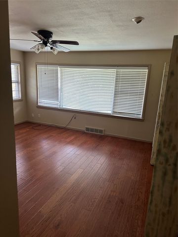 1061 Boaz Road, Fort Worth, TX 76052