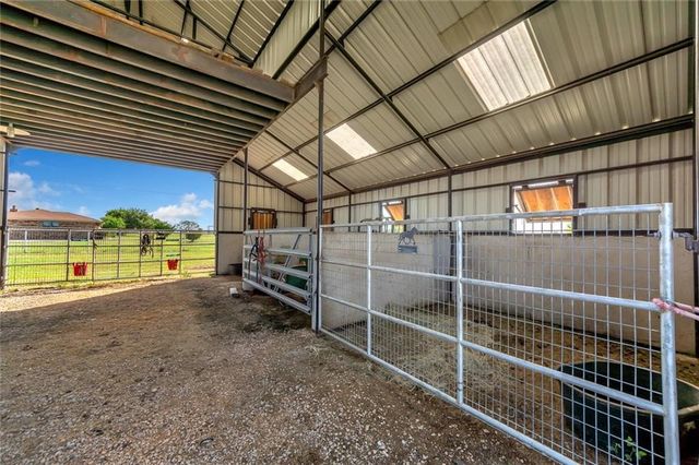 1061 Boaz Road, Fort Worth, TX 76052