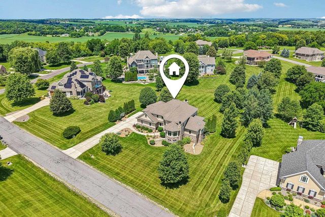 4498 Nina Lane, Middleton, WI 53562