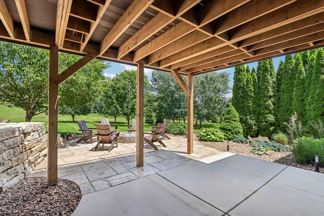 4498 Nina Lane, Middleton, WI 53562