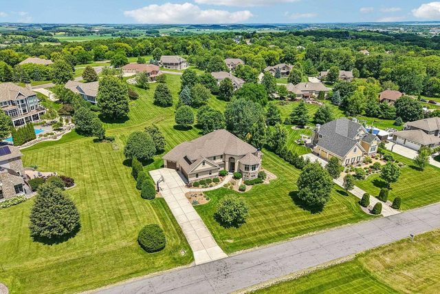 4498 Nina Lane, Middleton, WI 53562