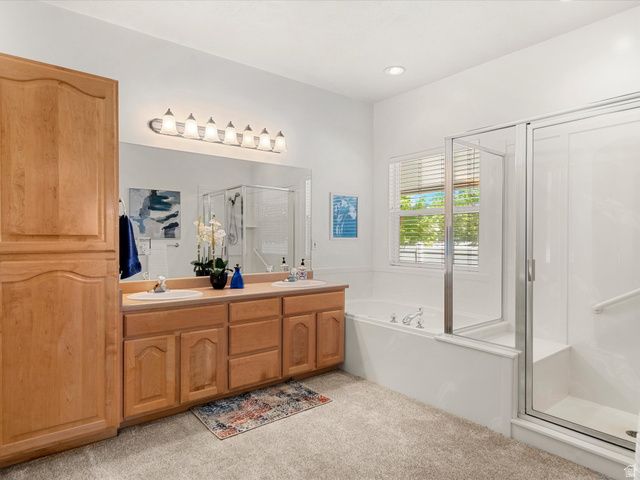 4602 S HATHAWAY DR, Roy, UT 84067