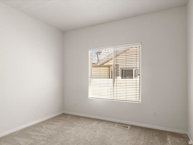 4602 S HATHAWAY DR, Roy, UT 84067