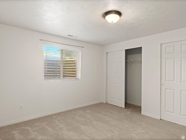 4602 S HATHAWAY DR, Roy, UT 84067