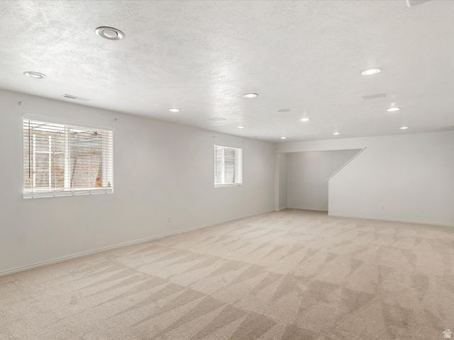 4602 S HATHAWAY DR, Roy, UT 84067