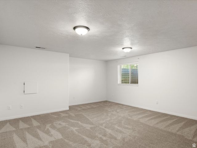4602 S HATHAWAY DR, Roy, UT 84067