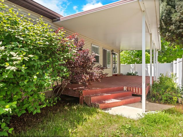 4602 S HATHAWAY DR, Roy, UT 84067
