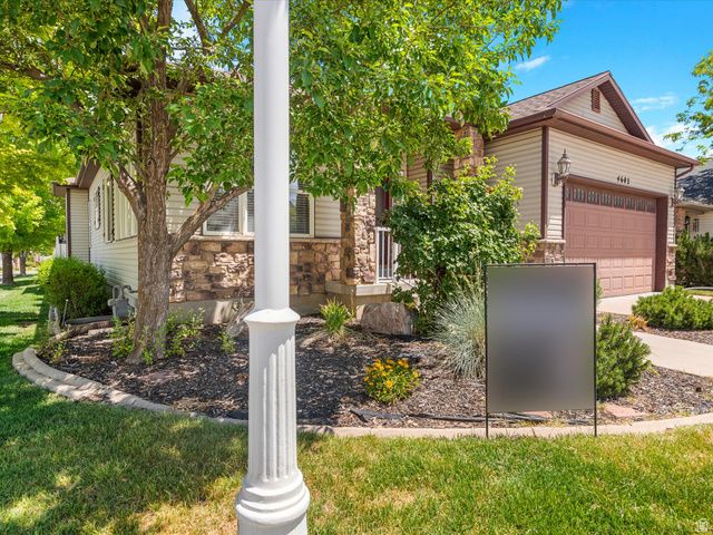 4602 S HATHAWAY DR, Roy, UT 84067