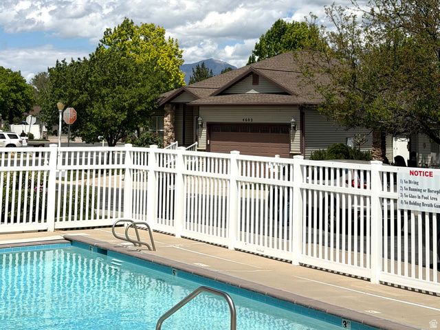 4602 S HATHAWAY DR, Roy, UT 84067