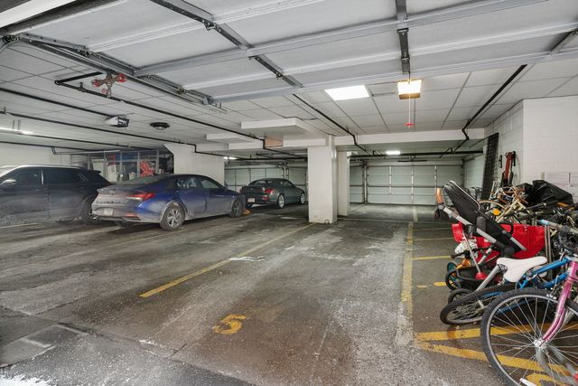 7428 Washington Street 602, Forest Park, IL 60130