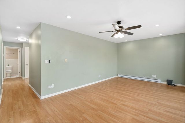 7428 Washington Street 602, Forest Park, IL 60130