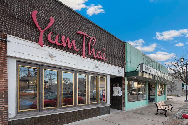 7428 Washington Street 602, Forest Park, IL 60130