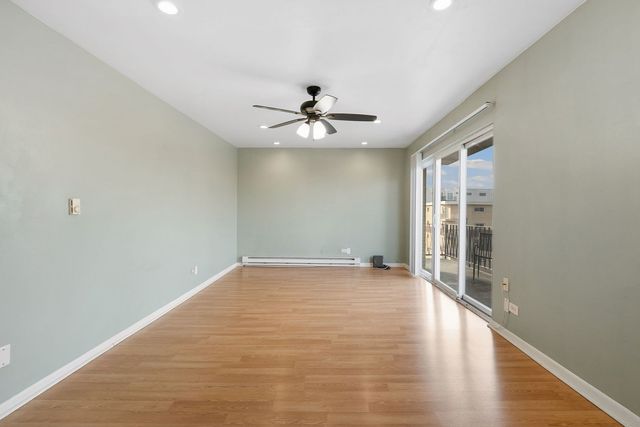 7428 Washington Street 602, Forest Park, IL 60130