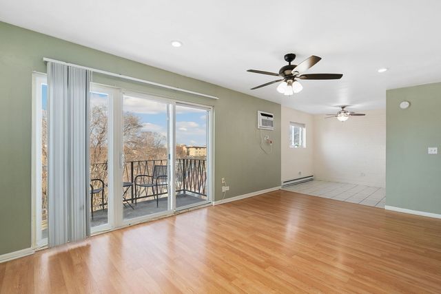 7428 Washington Street 602, Forest Park, IL 60130