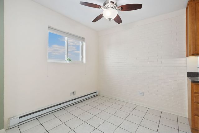 7428 Washington Street 602, Forest Park, IL 60130