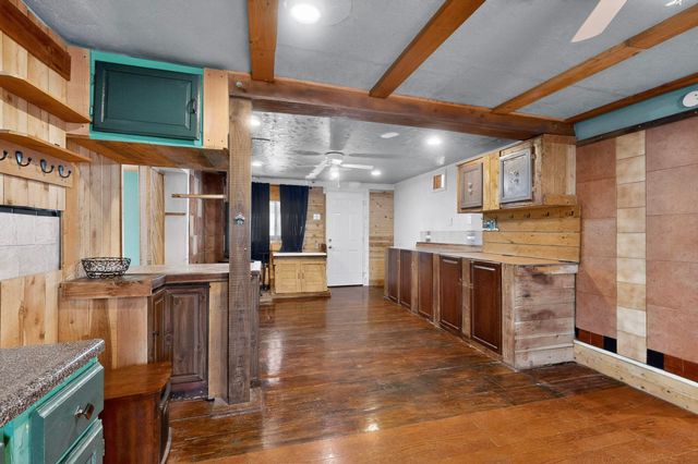 27 El Cid Loop, Los Lunas, NM 87031