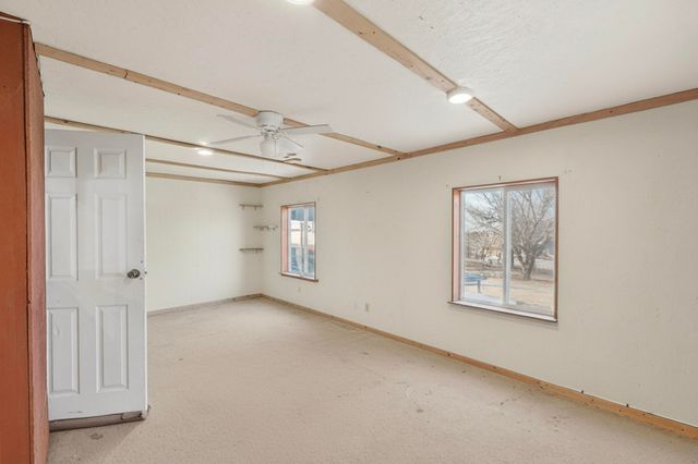 27 El Cid Loop, Los Lunas, NM 87031