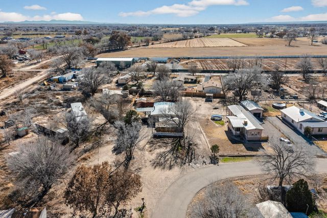 27 El Cid Loop, Los Lunas, NM 87031