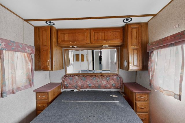 27 El Cid Loop, Los Lunas, NM 87031