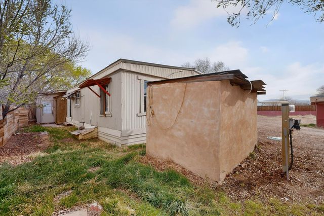 27 El Cid Loop, Los Lunas, NM 87031