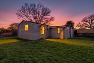 27 El Cid Loop, Los Lunas, NM 87031