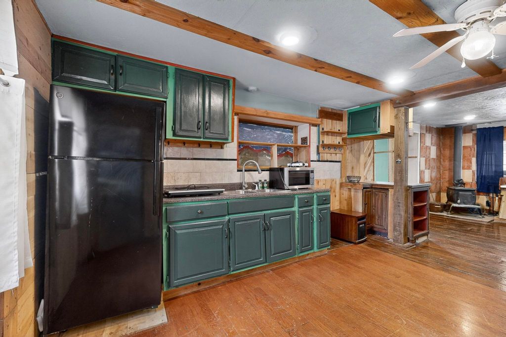 Image 17 of property listing at 27 El Cid Loop, Los Lunas, NM 87031