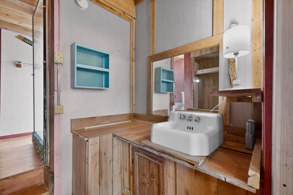 Image 27 of property listing at 27 El Cid Loop, Los Lunas, NM 87031